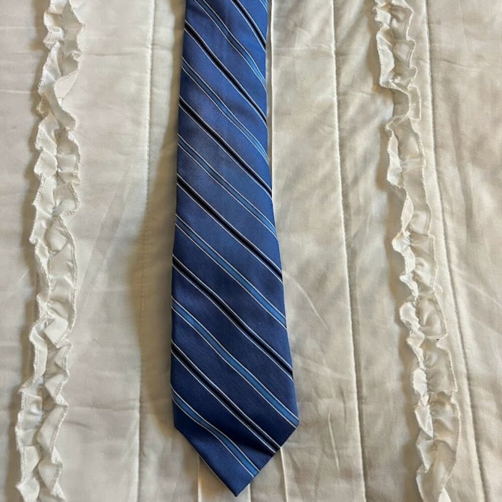 Nautica Tie Silk Blue Striped 3.5" Wide 58" Long